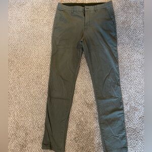 English Laundry Men's GreenKhaki Chinos